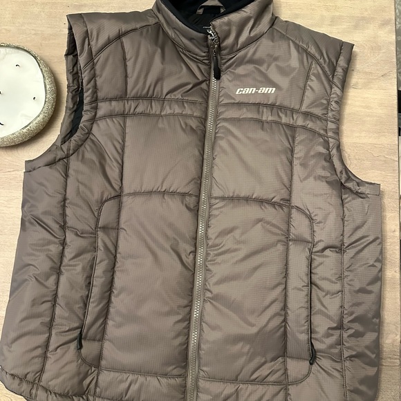 Can-Am winter Vest size large - Picture 1 of 2
